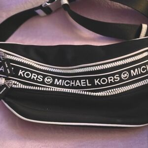 Michael Kors Black Belt Bag